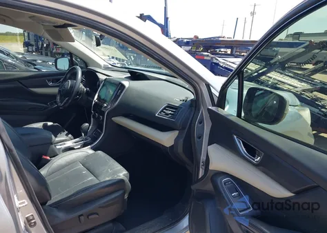 2019 Subaru Ascent Limited z USA, uszkodzony, nr VIN 4S4WMAJD4K3459986